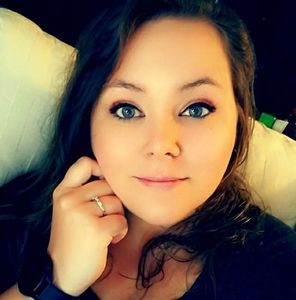 Meet your Posher, Kara